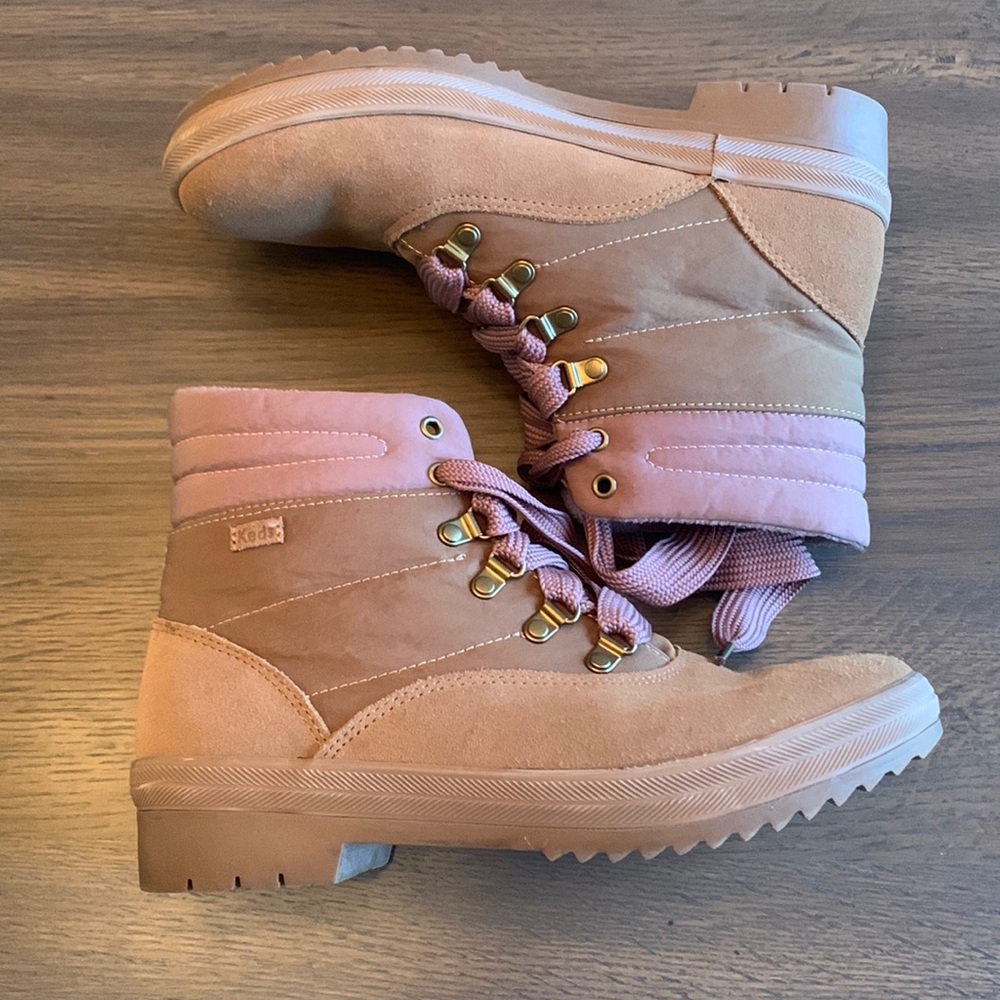 Keds Women’s Camp Boots- Size 8.5